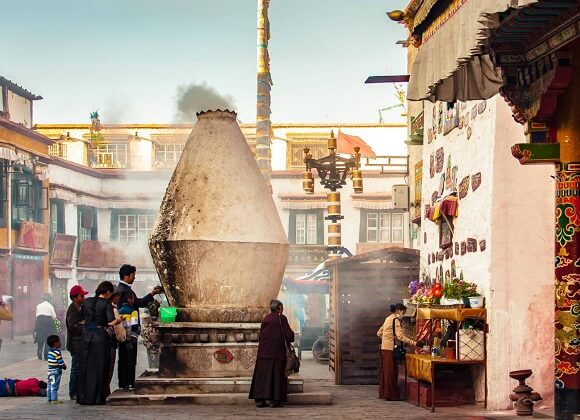 Barkhor Street Lhasa