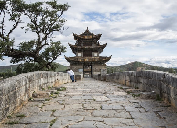 Double Dragon Bridge in Jianshui Yunnan